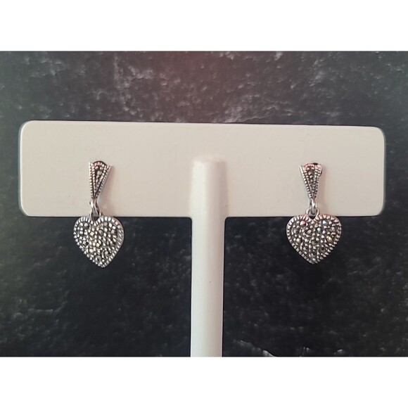 925 Sterling Silver Marcasite Dangling Heart Shaped Pierced Earrings Vintage - Picture 2 of 10